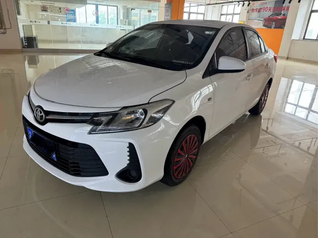 Фотография автомобиля — Toyota Vios