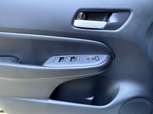 Honda Fit — Фото автомобиля 16