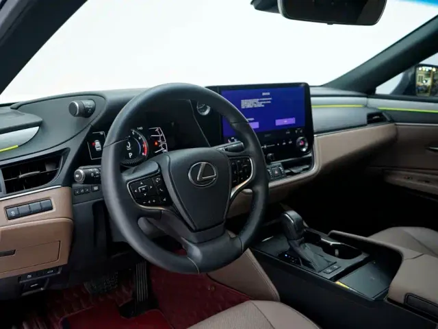 Lexus ES — Фото автомобиля 15