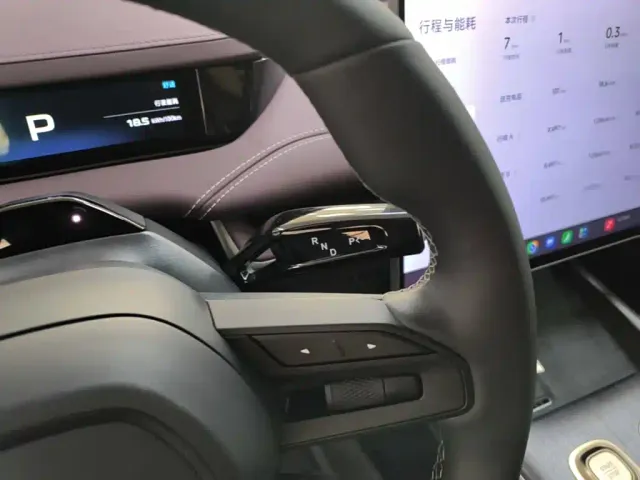 Xiaomi SU7 — Фото автомобиля 13