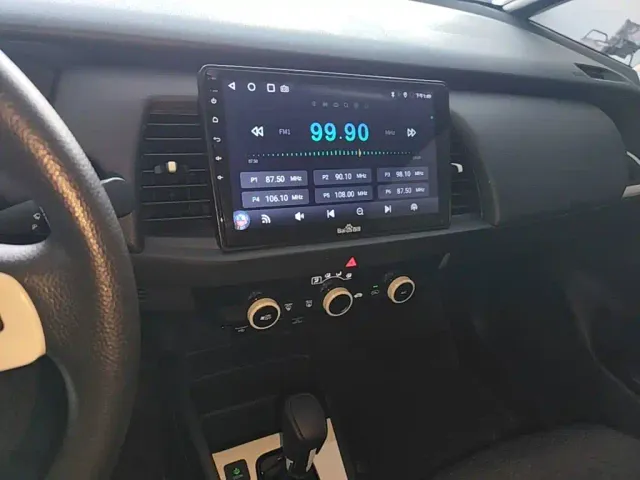 Honda Fit — Фото автомобиля 12