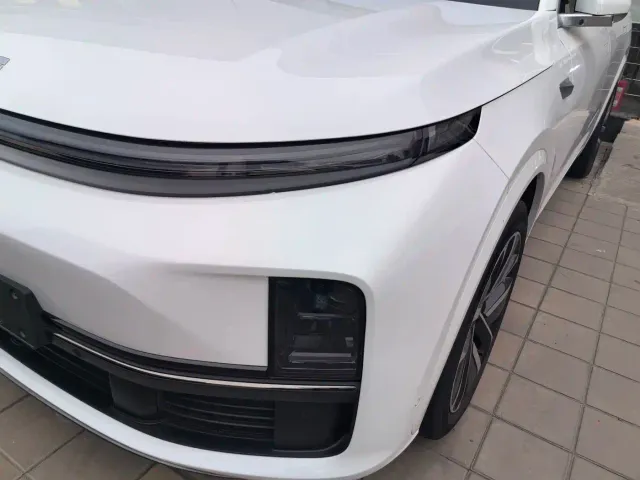 Li Auto L7 — Фото автомобиля 3