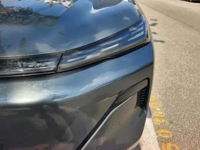 Geely Galaxy Starship 7 EM-i — Фото автомобиля 5