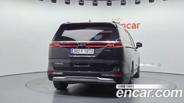 Kia Canival Carnival 4 поколение Дизель 9 мест Signature — Фото автомобиля 4