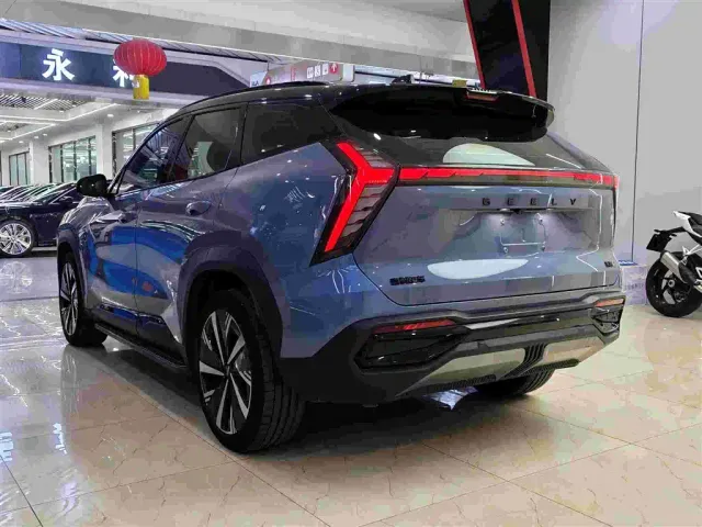 Geely Boyue L — Фото автомобиля 17
