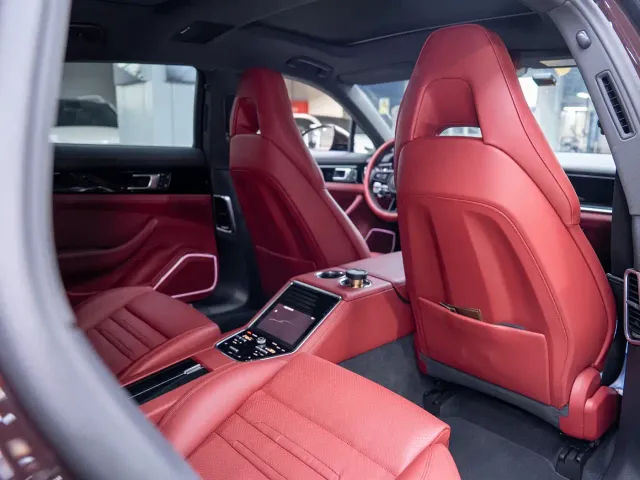 Porsche Panamera — Фото автомобиля 25