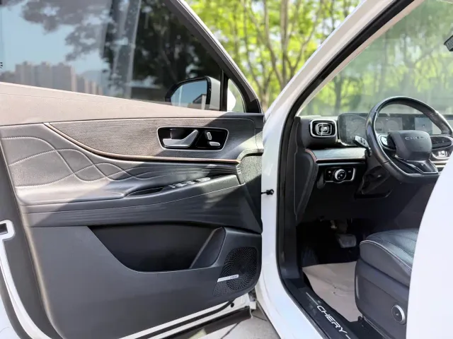 Chery Tiggo 9 — Фото автомобиля 8
