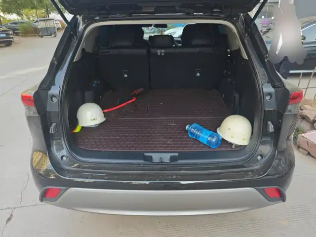Toyota Highlander — Фото автомобиля 4