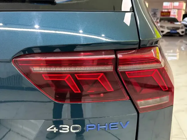 Volkswagen Tiguan L PHEV — Фото автомобиля 8