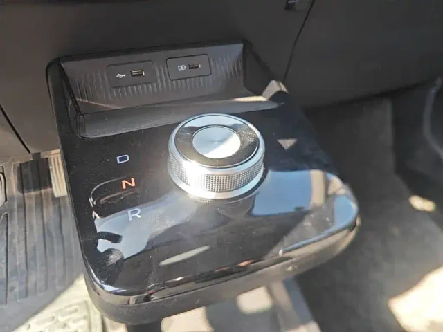 Geely Geometry E Firefly — Фото автомобиля 13