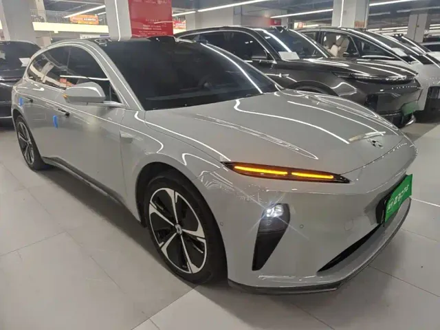 Nio ET5 Touring — Фото автомобиля 3