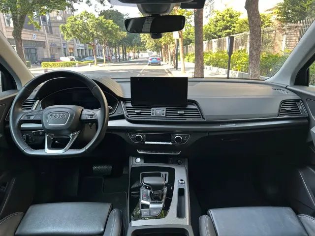 Audi Q5L — Фото автомобиля 11
