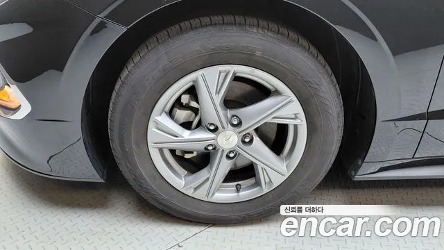 Hyundai Sonata Sonata (DN8) 2.0 LPG(Для проката) — Фото автомобиля 5