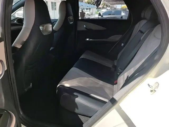 BYD Dolphin — Фото автомобиля 12