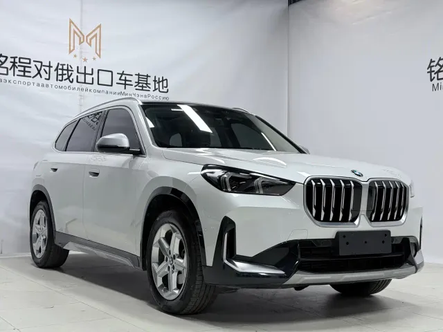 BMW X1 — Фото автомобиля 3