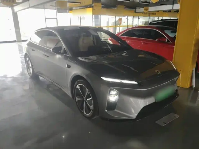 Nio ET5 Touring — Фото автомобиля 3