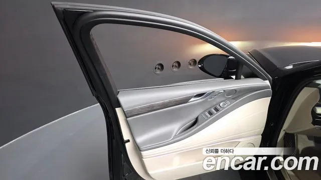 Genesis G80 RG3 — Фото автомобиля 13