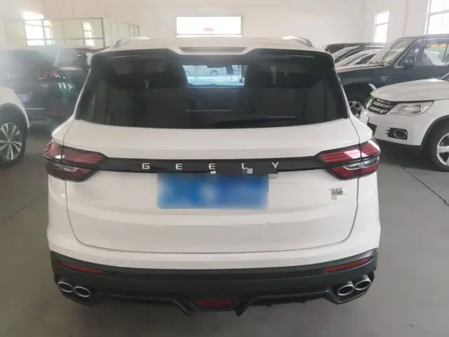 Geely Binyue — Фото автомобиля 5