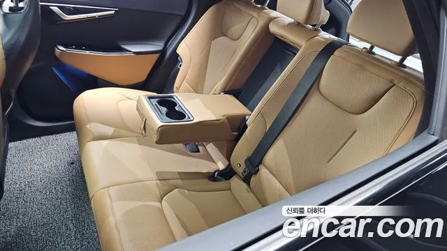 Kia EV6 — Фото автомобиля 29