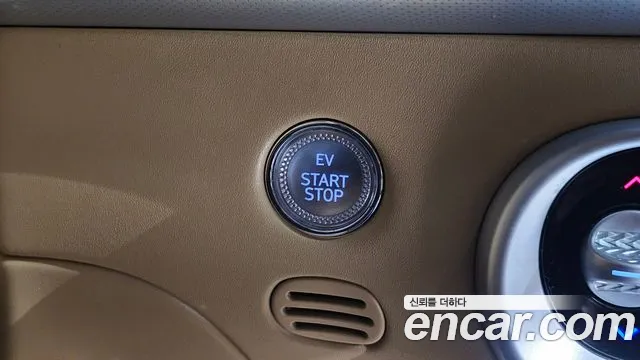 Genesis GV60 — Фото автомобиля 28