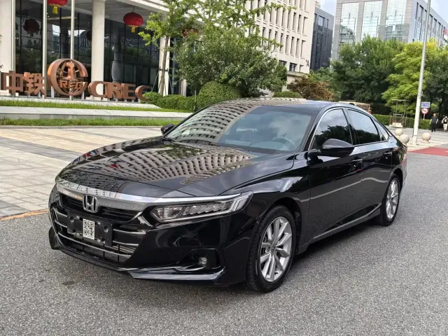 Фотография автомобиля — Honda Accord