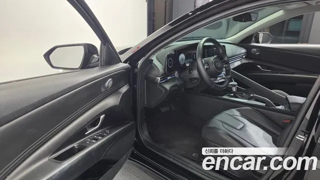Hyundai Avante CN7 — Фото автомобиля 10