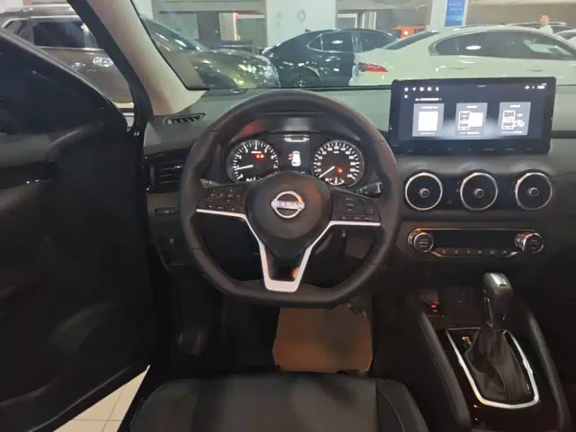 Nissan Qashqai — Фото автомобиля 10