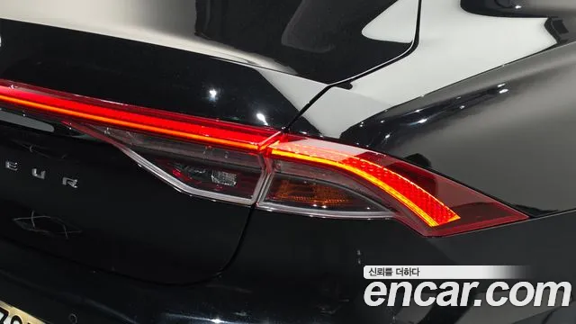 Hyundai Grandeur (New) Hybrid — Фото автомобиля 8