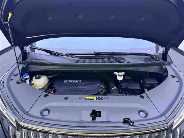 GAC Trumpchi M8 — Фото автомобиля 23