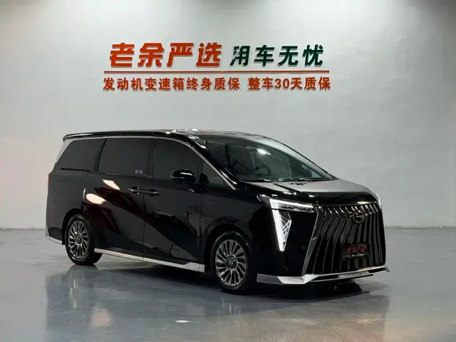 GAC Trumpchi M8 — Фото автомобиля 3
