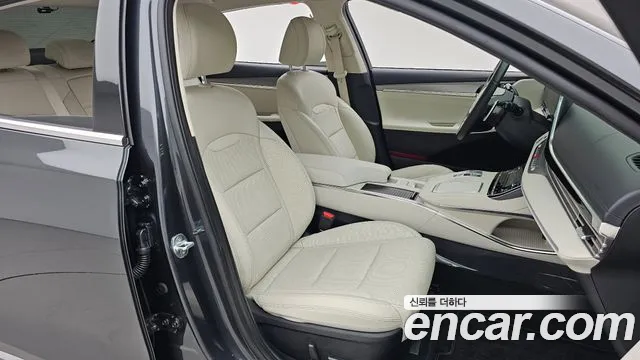 Hyundai Grandeur Новый Grandeur IG — Фото автомобиля 11