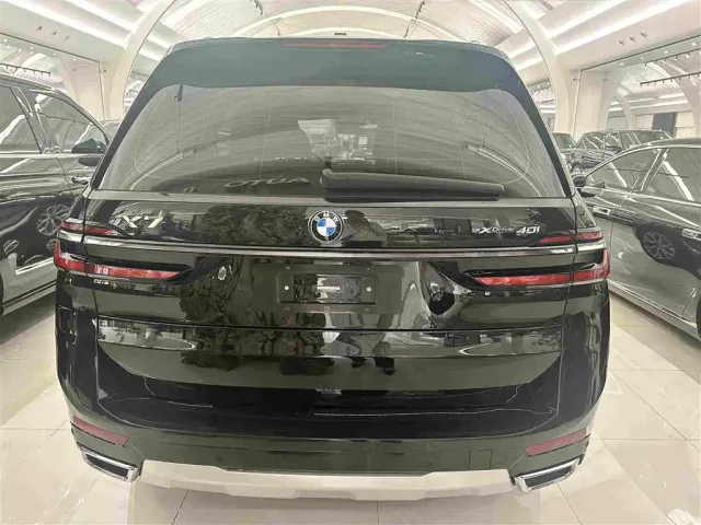 BMW X7 — Фото автомобиля 18