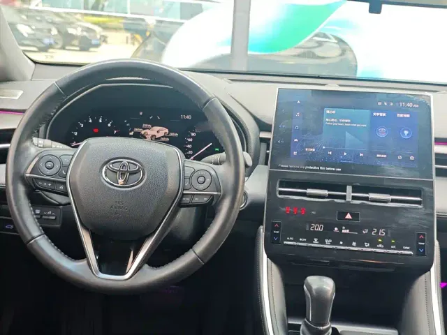 Toyota Avalon — Фото автомобиля 7