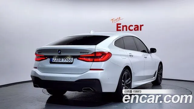 BMW Gran Turismo — Фото автомобиля 2