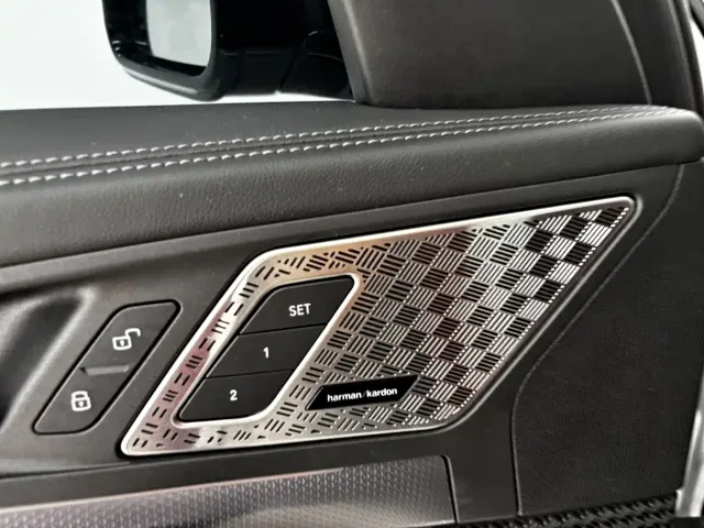 BMW X1 — Фото автомобиля 10