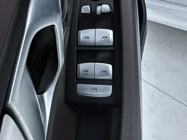 BMW 3 Series — Фото автомобиля 16