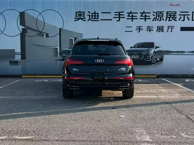 Audi Q5L — Фото автомобиля 4