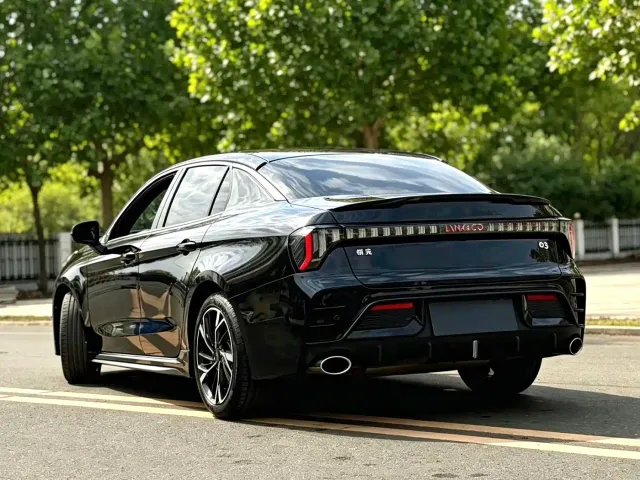 Lynk & Co 03 — Фото автомобиля 6