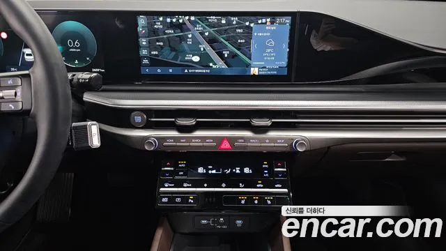 Hyundai Grandeur GN7 — Фото автомобиля 14