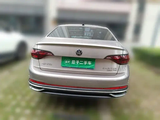Volkswagen Sagitar — Фото автомобиля 3