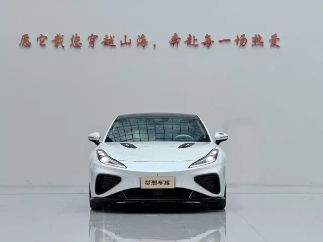 Hozon Neta GT — Фото автомобиля 13