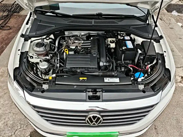 Volkswagen Lavida — Фото автомобиля 19