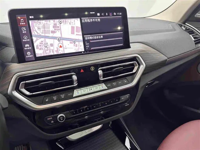 BMW X3 — Фото автомобиля 14
