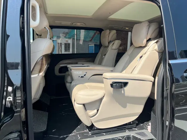 Mercedes-Benz V-Class — Фото автомобиля 9