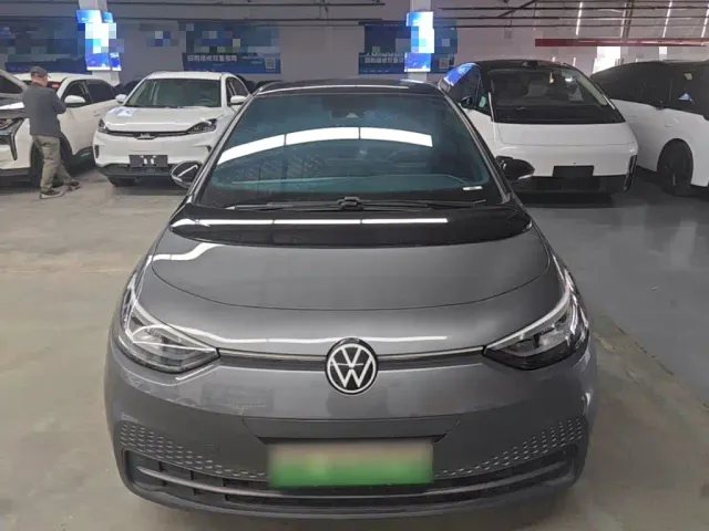 Volkswagen ID.3 — Фото автомобиля 2