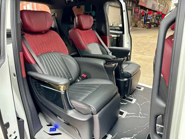 GAC Trumpchi M8 — Фото автомобиля 12