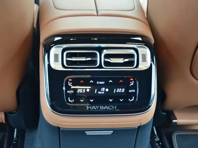 Mercedes-Benz Maybach S-Class — Фото автомобиля 13