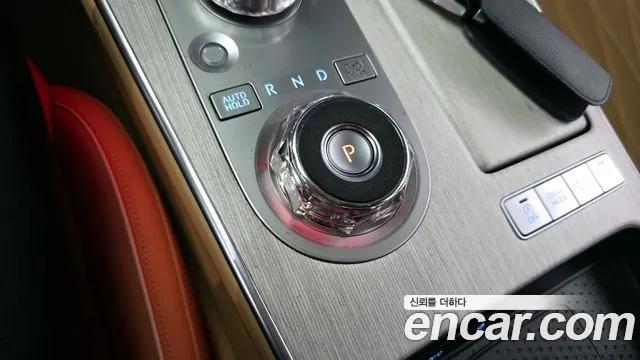 Genesis G80 Бензин 2.5 турбо AWD — Фото автомобиля 9