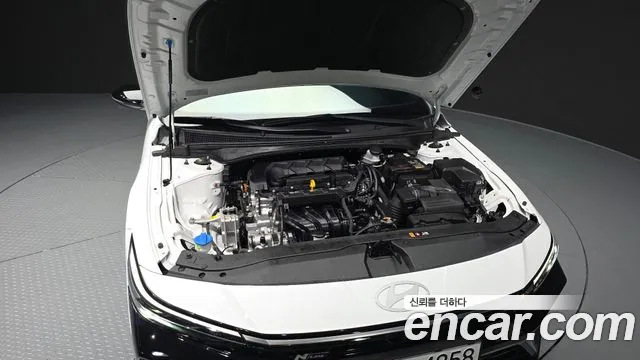 Hyundai Avante CN7 — Фото автомобиля 6