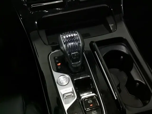 GAC Trumpchi M8 — Фото автомобиля 13